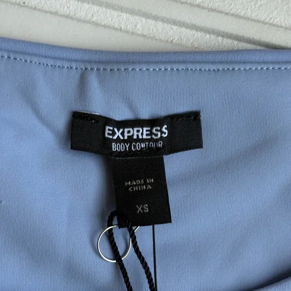 NWT Express Body Contour Collection Short Sleeve Top Blue Size XS - Picture 3 of 4